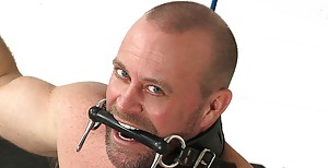 Twink BDSM Pictures
